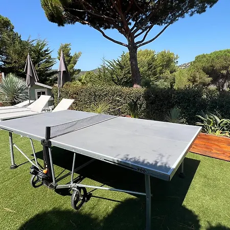 Homestay Bormes * Борм-ле-Мимоза