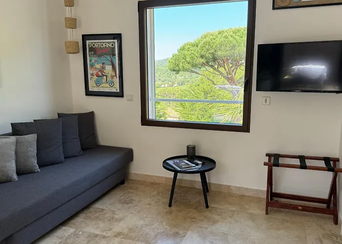 Homestay Bormes Séjour chez l'habitant *